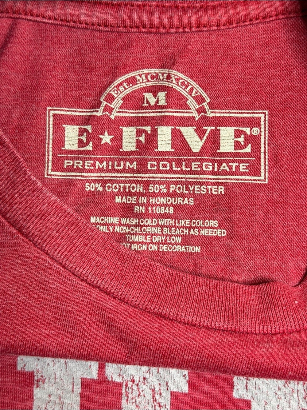 Ohio State Buckeyes Brutus Mascot Graphic T-Shirt Red Men’s Medium - Picture 5 of 5
